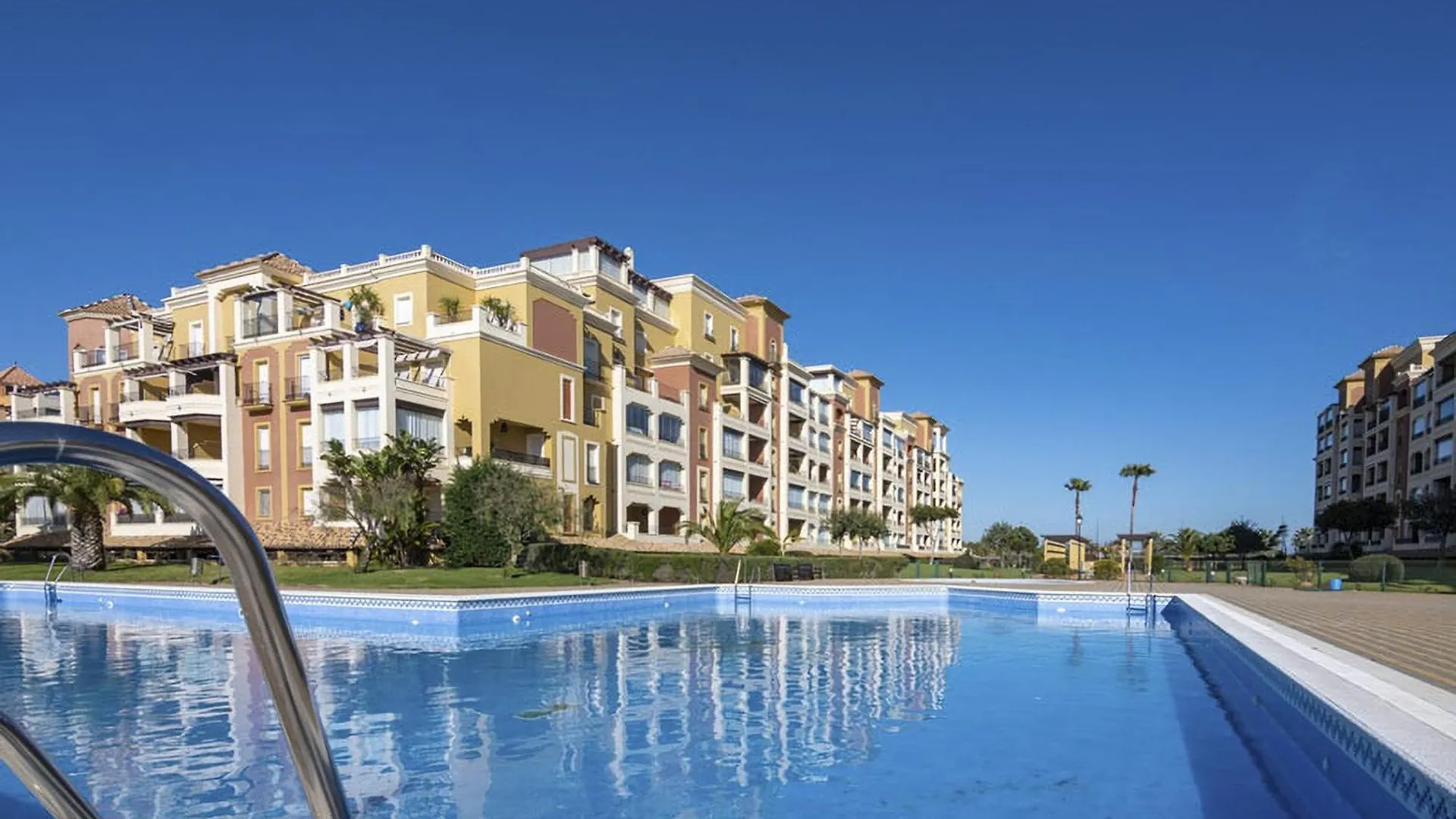 Apartment Los Cisnes By H - Playa De Los Haraganes Hlhc184P243 Isla Canela