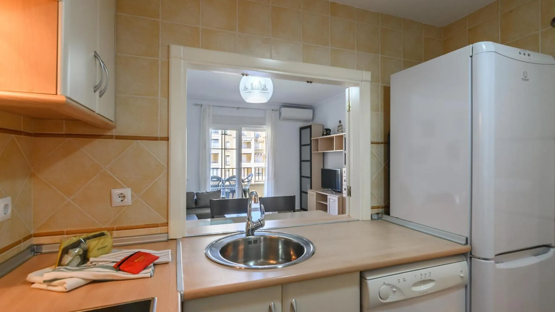 Apartment Los Cisnes By H - Playa De Los Haraganes Hlhc184P243 Isla Canela Spain